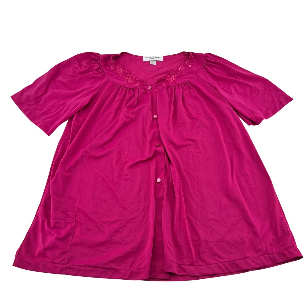 Miss Elaine Classics Magenta Pink gown robe Embroidered size Small
